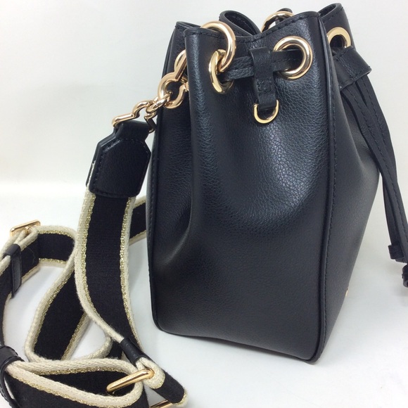 ✨ Authentic Marc Jacobs The Bucket Bag Logo Plaque Drawstring Woven Strap Black - Picture 7 of 16